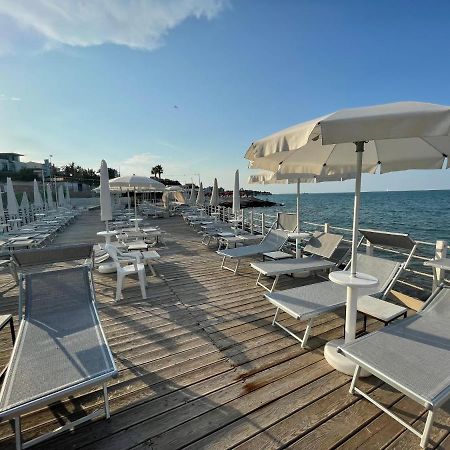 Fabris Palace Trani Exterior photo