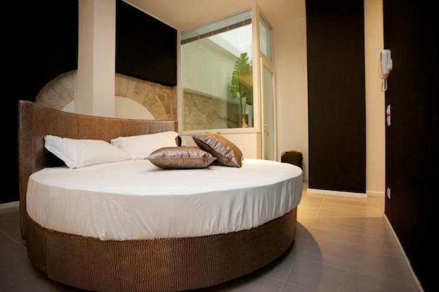 Fabris Palace Trani Room photo